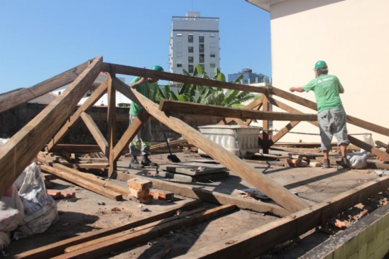 Reforma contemplará telhado, fachada, pintura, readequação de parte elétrica entre outros serviços