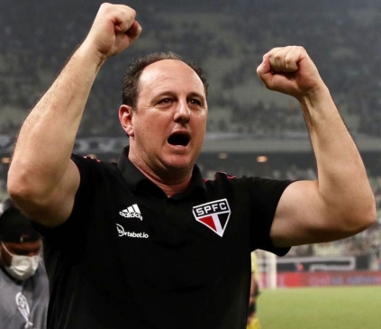 Técnico Rogério Ceni