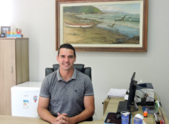 O presidente da Câmara, Fernando Xavier (MDB), o professor Fernando, acredita em um avanço no desenvolvimento econômico