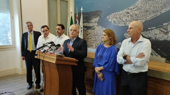 Márcio França com novos diretores