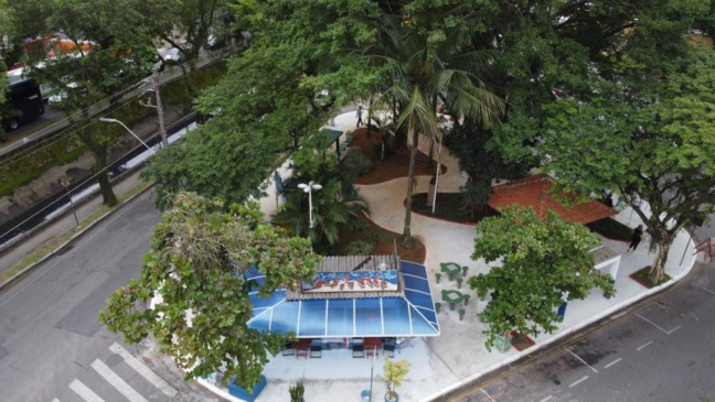 Praça Paulo Fernandes Gasgon foi uma das beneficiadas.