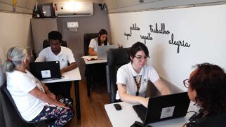 Guarujá e Praia Grande recebem serviços gratuitos do Cidadania Itinerante