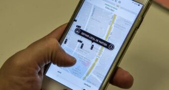 O motivo é uma greve parcial de motoristas, que reivindicam melhores condições de trabalho e repasses maiores