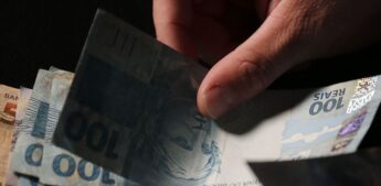Ao todo, 30 milhões de pessoas receberão o repasse em duas parcelas