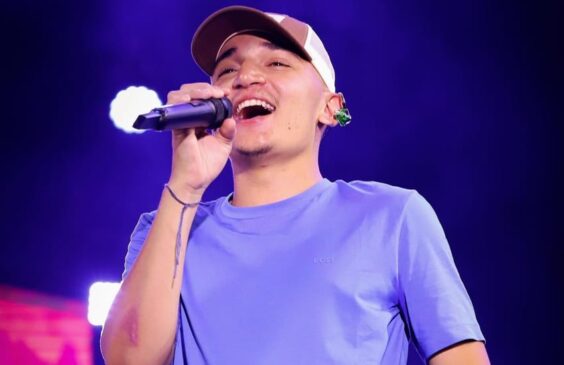 João Gomes abre a Vila Junina 2023 em Praia Grande