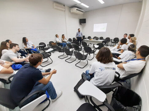 Alunos da Unaerp conheceram diversos equipamentos na última semana