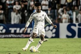 Zagueiro Eduardo Bauermann