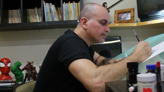 Mike Deodato se tornou quadrinista influenciado pelo pai, Deodato Borges, que lhe ensinou a desenhar e apresentou os trabalhos dos mestres Will Eisner, Burne Hogarth e muitos outros.