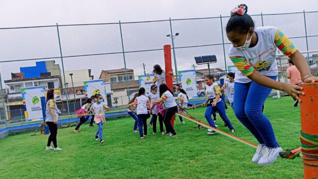 Estações esportivas animam a garotada