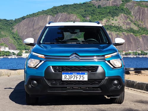 O motor 1.0 Firefly, que move a versão Feel 1.0 do C3, marca a estreia da Citroën no segmento de motores de um litro no Brasil - Fotos : Luiza Kreiton / AutoMotrix