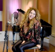Wanderléa se apresenta em Santos no próximo dia 26