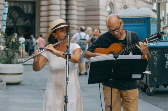 Duo Choro de Bolso é uma das atrações da programação comemorativa do ritmo brasileiro