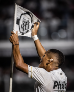Santos vence com show de meninos da Vila