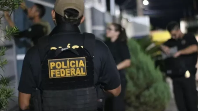 PF já havia cumprido mandado de busca e apreensão na casa da mulher em 2022