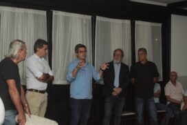 As medidas, que já vinham sendo debatidas, foram definidas em encontro realizado entre a Administração Pública e moradores com o objetivo de propor e buscar melhorias para o bairro