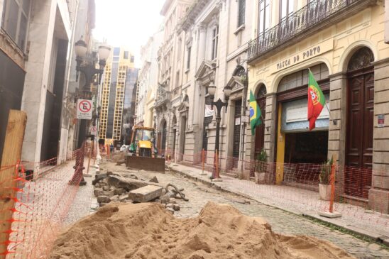 Após um mês de início dos trabalhos, 45% dos serviços de drenagem e 30% das remoções do pavimento já foram realizados
