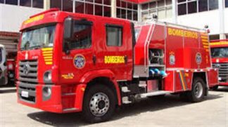 O Corpo de Bombeiros realizou o trabalho de rescaldo.