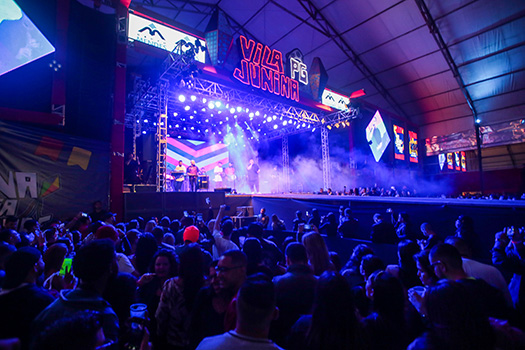 Pista são de R0; Pista Premium R0; Área Vip R00; Front Stage R.500 e Backstage do Barão por R.500