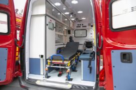 As novas viaturas são da marca Mercedes-Benz, modelo Sprinter Furgão 417