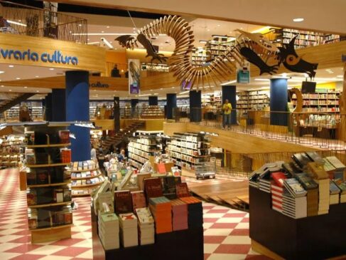 A Livraria Cultura conseguiu nesta quinta-feira (29) uma liminar no Superior Tribunal de Justiça, o STJ, que reverta o decreto de sua falência