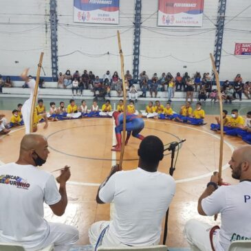 Capoeira foi criada por negros africanos escravizados em território brasileiro no século 16