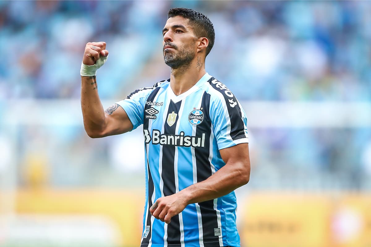 Luis Suárez chegou a 14 gols no Brasileiro, somados aos dois que marcou na Copa do Brasil, ultrapassou a marca de 15 feitos em competições nacionais e ativou seu primeiro marco de bonificação por gols