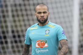 Alves está no centro penitenciário de Brians 2 há cinco meses, após ser acusado por uma jovem de 23 anos de tê-la estuprado no banheiro de uma boate da cidade, na madrugada de 31 de dezembro