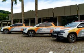 Destas 22 viaturas 4 foram cedidas à Polícia Militar para atuar na "Atividade Delegada"