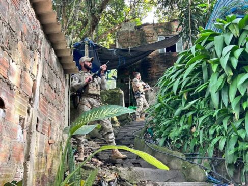 Operação Escudo teve início na noite desta quinta-feira (27), após o ataque contra dois policiais militares