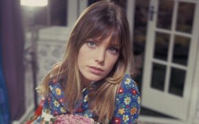 Com seu estilo despojado e a beleza nada discreta, Birkin roubou os olhares do mundo da cultura nos anos 1960