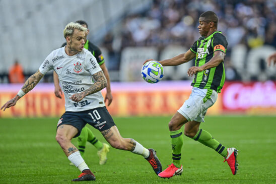 O Corinthians venceu o América-MG, nos pênaltis