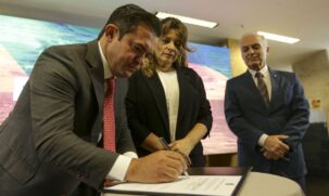 Segundo o secretário executivo do Ministério de Minas e Energia, Efrain Cruz, a expectativa é que o Brasil aumente em 109% a produção de petróleo até 2035