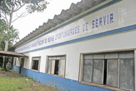 A Cidade da Criança possui inúmeros prédios grandes, que acomodariam um hospital numa cidade central na Baixada Santista