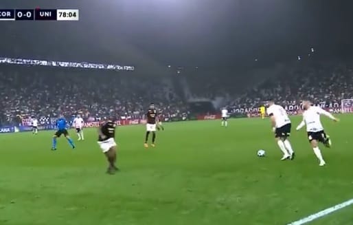 Corinthians venceu equipe peruana na Neo Química Arena