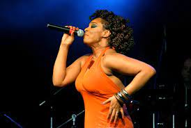 Cantora Paula Lima está entre as atrações do Santos Jazz Festival