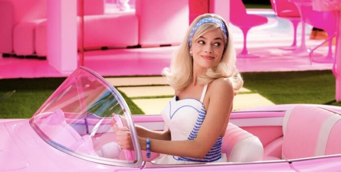 Para a Doll Collector, principal loja brasileira de barbies colecionáveis, o filme é uma oportunidade de apresentar o mundo desses bonecos a novos consumidores.