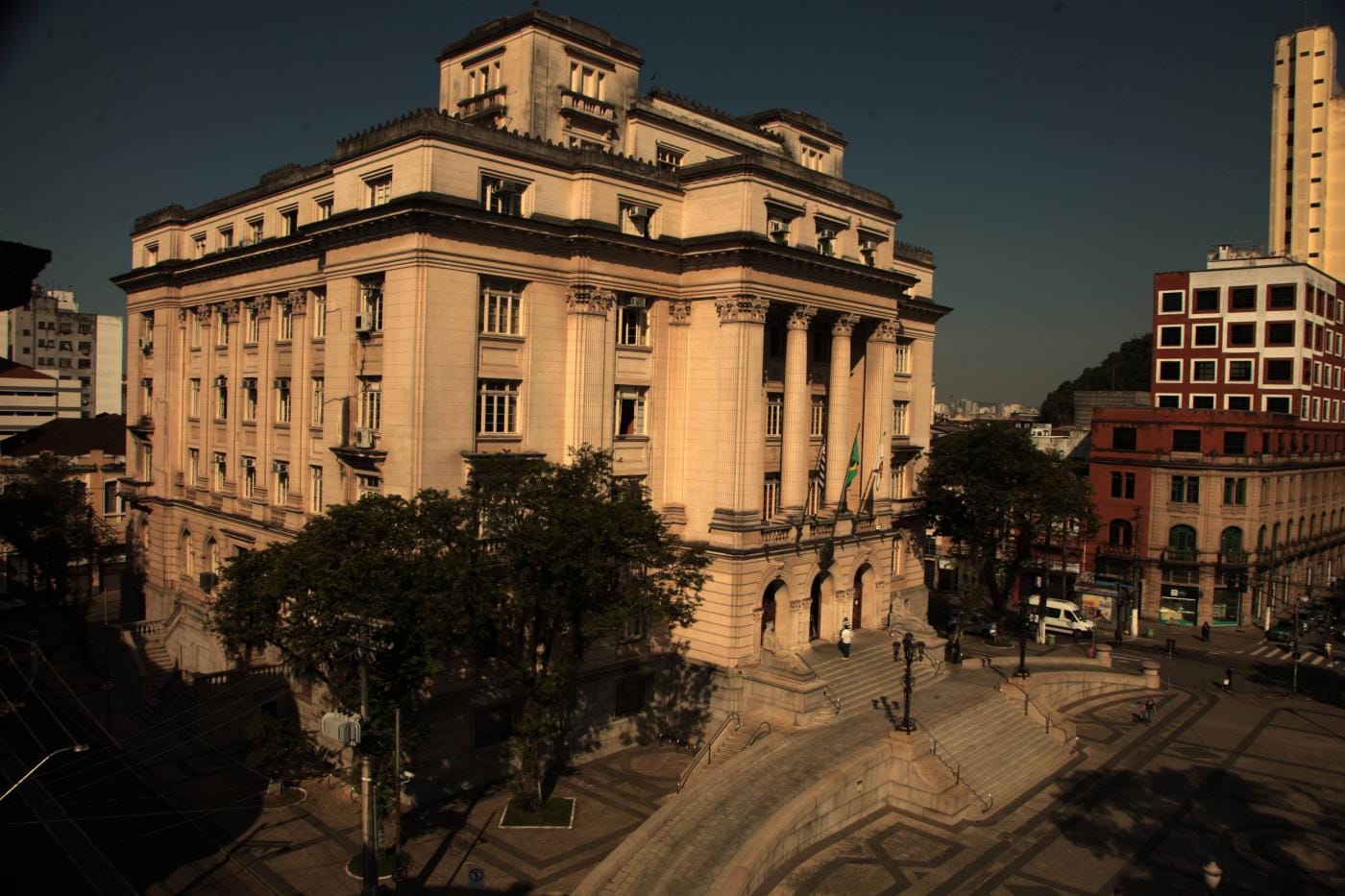 Neste domingo (30), candidatos realizam provas para os cargos de agente de portaria, inspetor de alunos, oficial de administração e tratador de animais