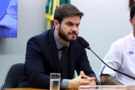 Conhecido pelo ativismo na defesa dos animais, Becari tem expectativas diversas com a aprovação do PL
