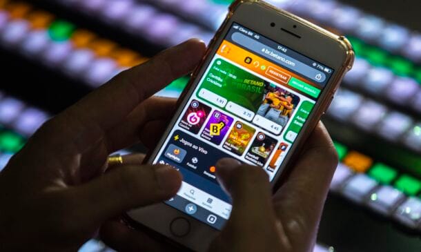 Usuários das 'bets' (plataformas online) estão mais propensos a desenvolver problemas