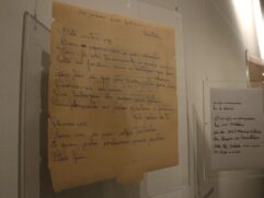 Manuscritos da música brasileira estão expostos no Museu da Língua Portuguesa