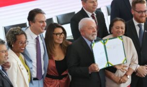 Para o presidente, a escola precisa ser prazerosa para os alunos e também ter espaço para discutir os temas urgentes e atuais da sociedade, como a questão das mudanças climáticas