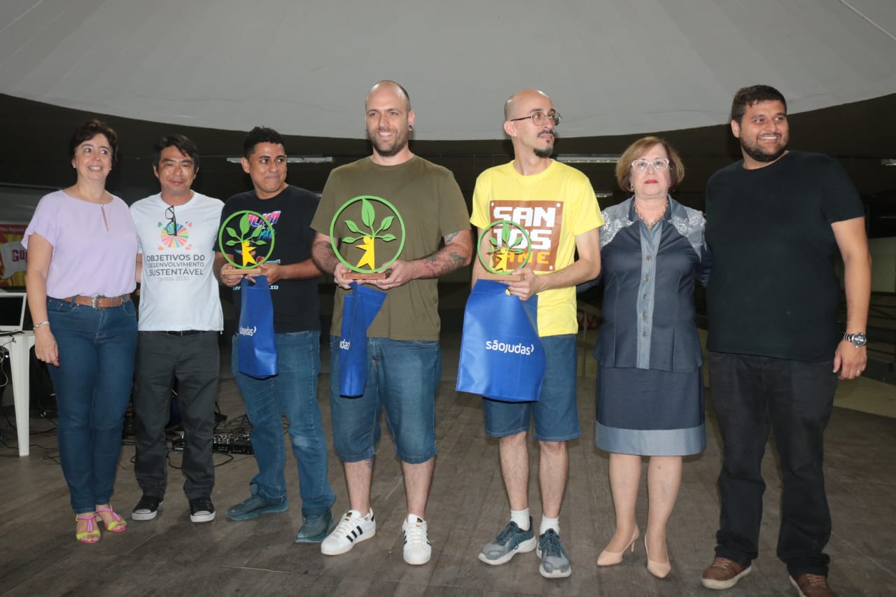 Os jovens Roberto Ruiz Zai, Alison Monteiro e Ismael Wesley foram os vencedores da Maratona Gamer