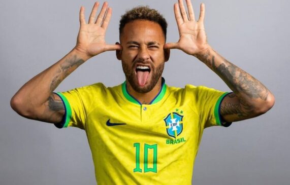 O Al-Hilal já teria feito uma primeira oferta da aquisição dos últimos quatro anos de contrato do atacante brasileiro
