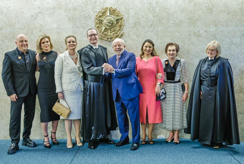 Janja tem sido voz forte na entrada e permanência feminina no governo Lula