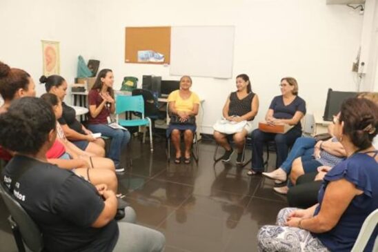 As rodas de conversa têm o objetivo de promover saúde por meio da proposta de mudança do estilo de vida