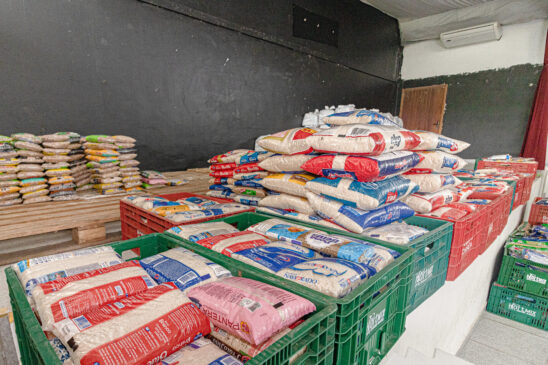 A troca de 1 kg de alimento por ingressos garantiu a entrada e toda a arrecadação será destinada ao Fundo Social de Solidariedade, que fará a entrega às famílias em situação de vulnerabilidade social da Cidade