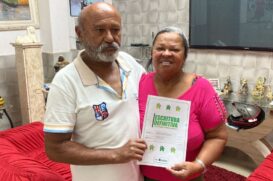 Ao mesmo tempo, a Secretaria Municipal de Habitação realiza a 3ª etapa da ação de coleta de documentos na Vila Natal