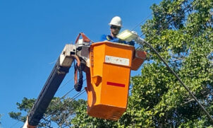 A ação garante mais durabilidade, eficiência energética, segurança e aproveitamento do espaço no período noturno