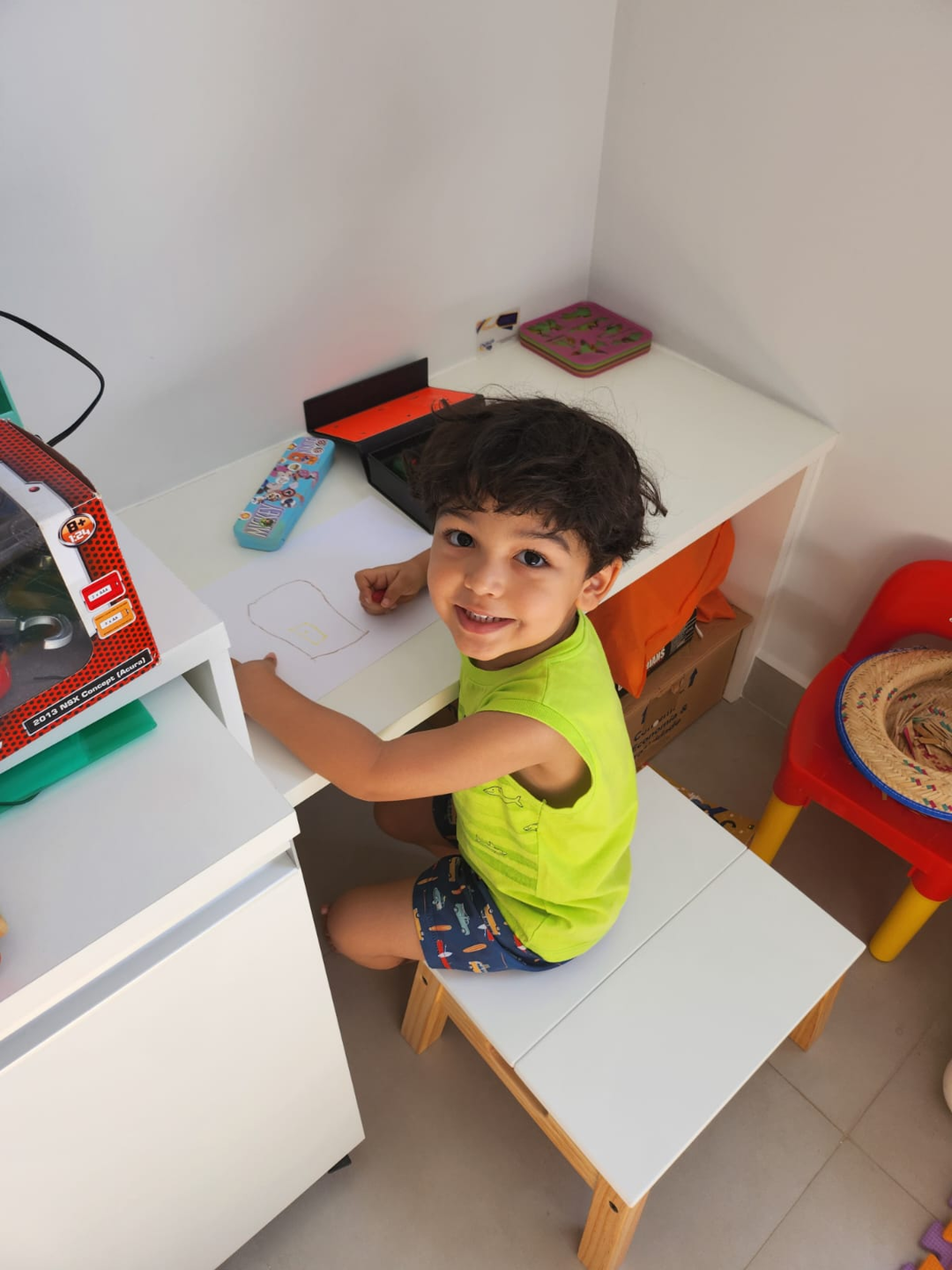 Arthur Blanco de Oliveira foi diagnosticado com superdotação aos três anos