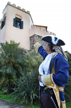 Personagem pirata Bob Cavendish é atração